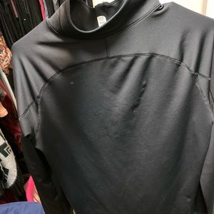 Under Armour Sweaters - Used Under Armour Pullover Under Armour Sweaters - Used Under Armour Pullover
